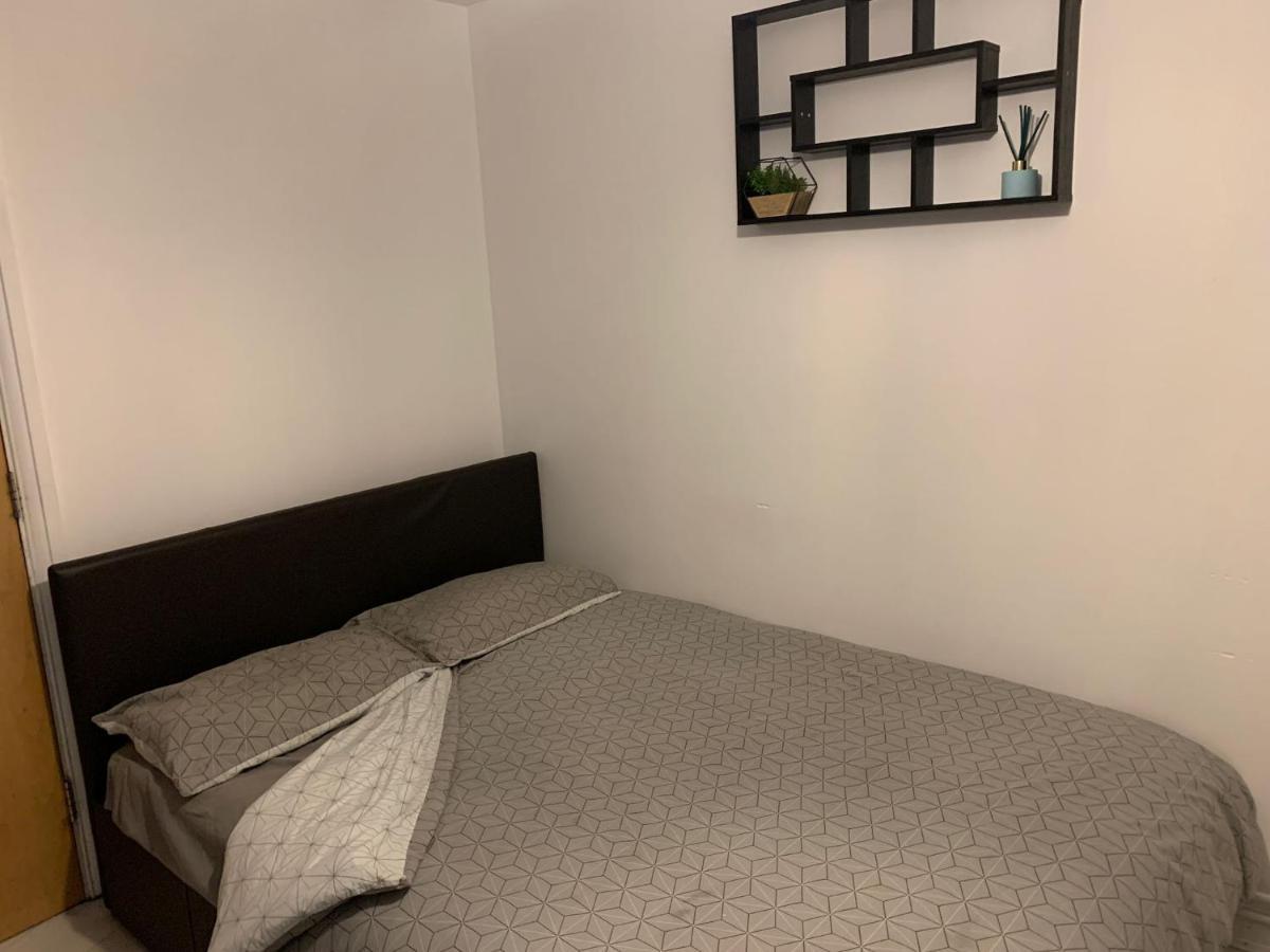 Room Near City London Exterior foto