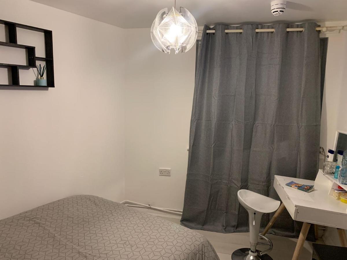 Room Near City London Exterior foto
